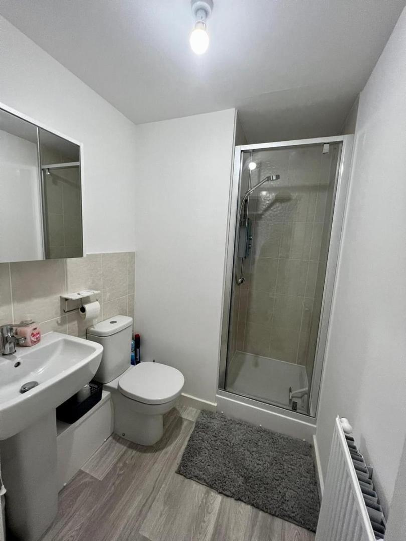 Two Bedroom Apartment In Barry-Close To Beach Kültér fotó